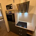 Moderne In Nr 5 - Sehr Zentral Gelegen Apartment *