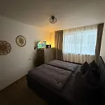 Moderne In Nr 5 - Sehr Zentral Gelegen