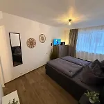 Moderne In Nr 5 - Sehr Zentral Gelegen Apartment *