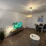 Apartment Moderne In Nr 5 - Sehr Zentral Gelegen *