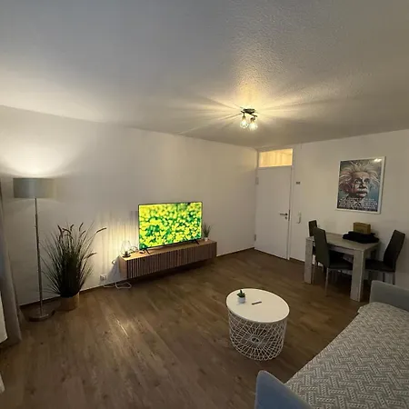 Apartment Moderne In Nr 5 - Sehr Zentral Gelegen *