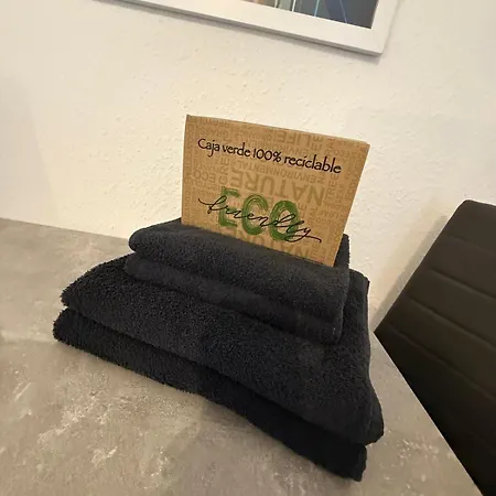 Moderne In Nr 5 - Sehr Zentral Gelegen Apartment *