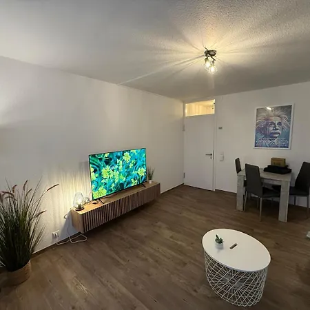 Apartment Moderne In Nr 5 - Sehr Zentral Gelegen *